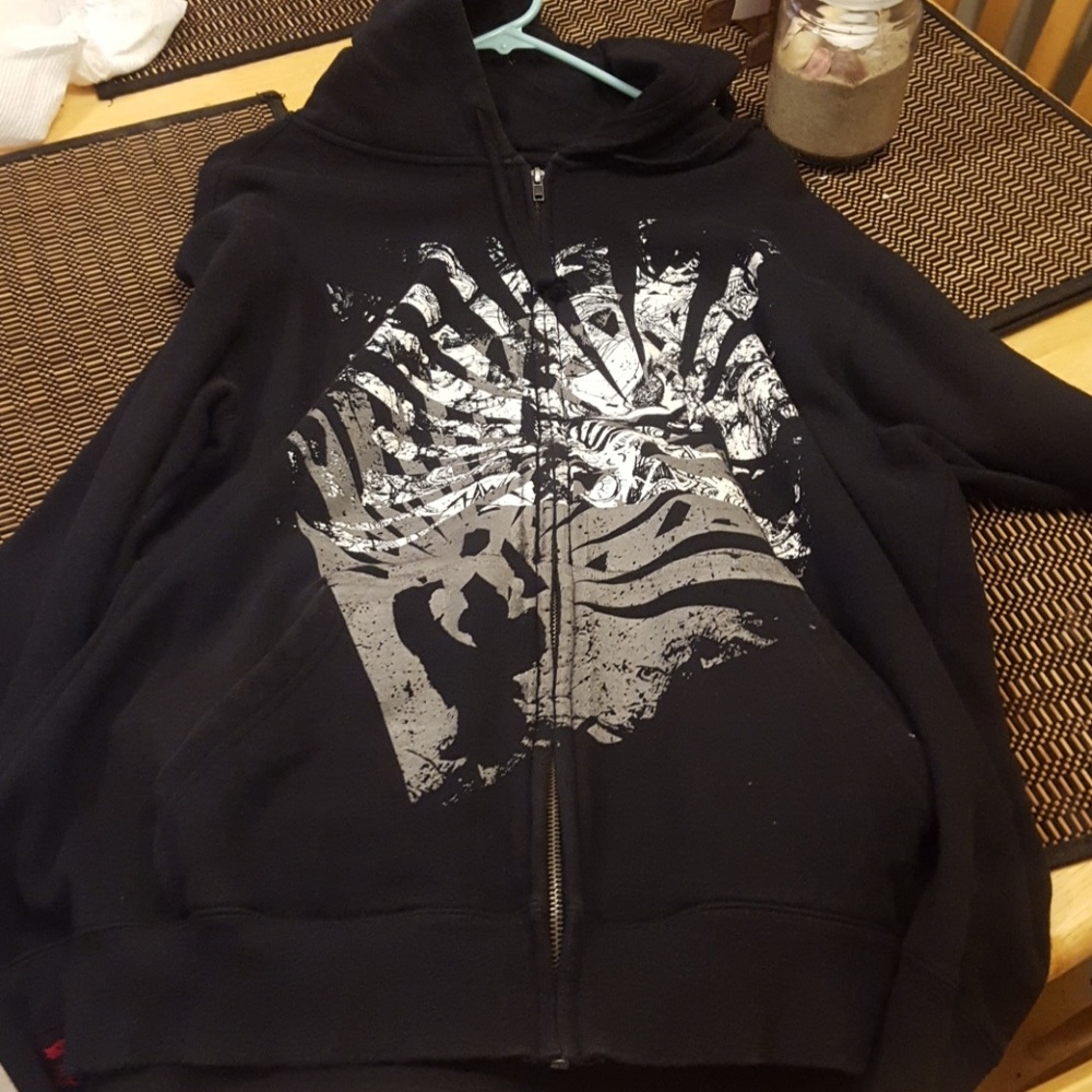 Sweatshirt - Picture 1 of 2